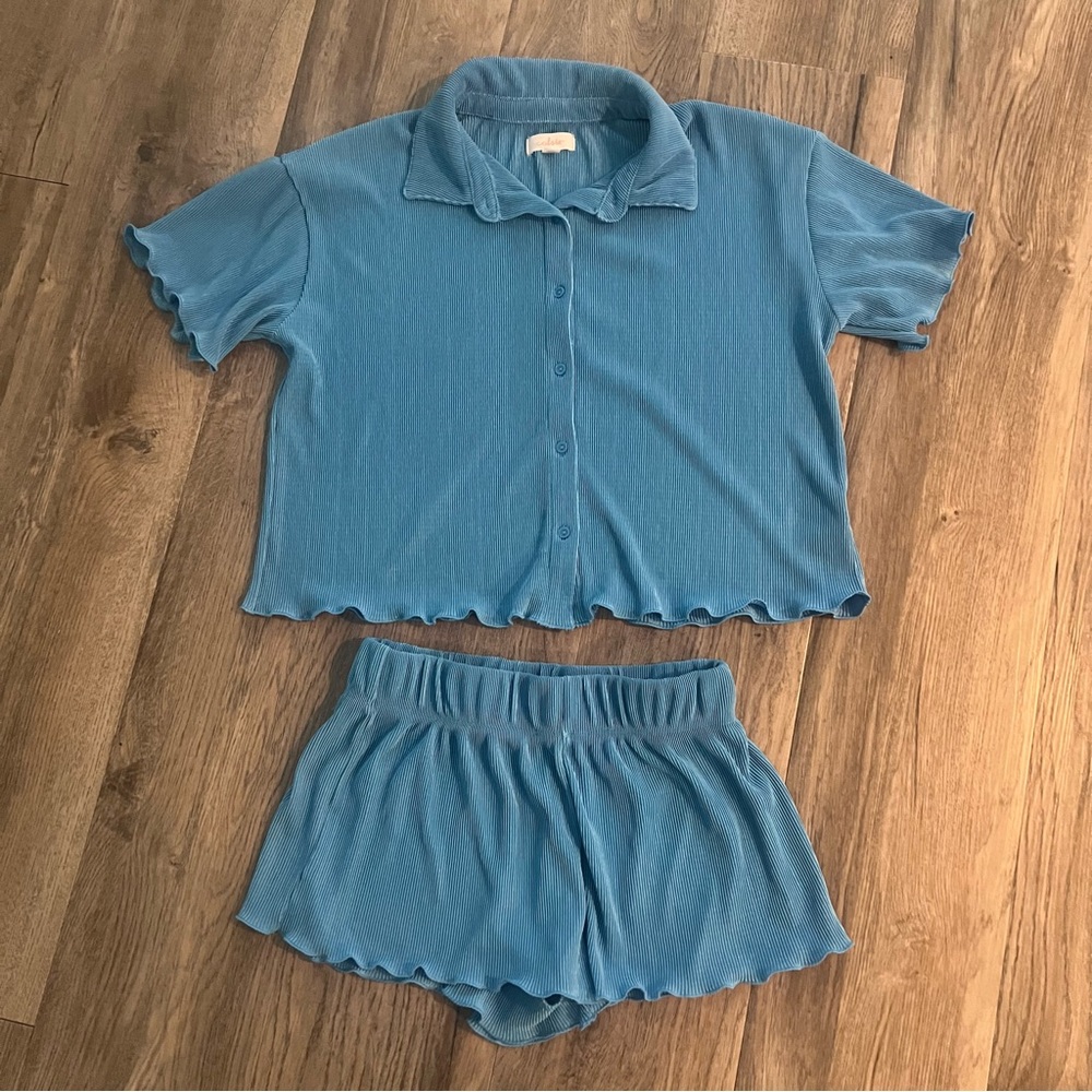 Colsie Loungewear Blue Ribbed Shirt & Shirt Set Womens Small S